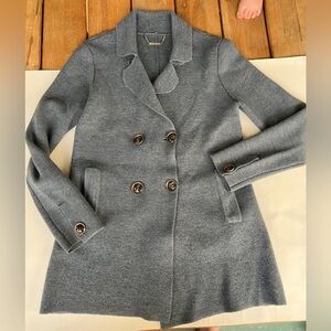 🎉MOVING SALE 🎉 
Trina Turk Knit Grey Jacket Coat